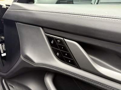 2021 Porsche TAYCAN 照片 13
