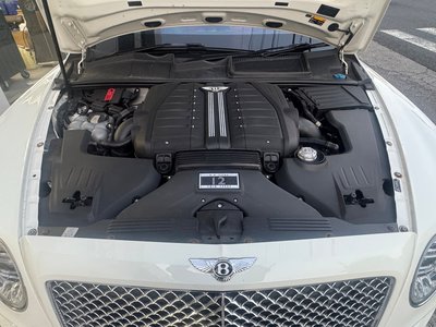 2017 Bentley BENTAYGA — миниатюра 12