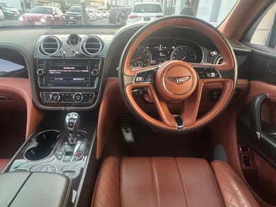 2017 Bentley BENTAYGA — миниатюра 17