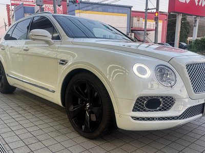 صورة 10 لـ 2017 Bentley BENTAYGA
