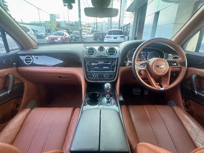 2017 Bentley BENTAYGA — миниатюра 16