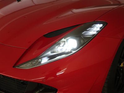 2018 Ferrari 812 SUPERFAST — миниатюра 28