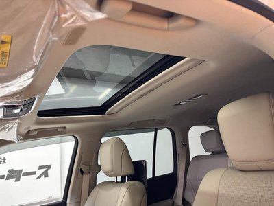 صورة مصغرة 28 لـ 2025 Toyota LAND CRUISER 300