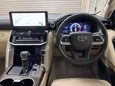 صورة مصغرة 19 لـ 2025 Toyota LAND CRUISER 300
