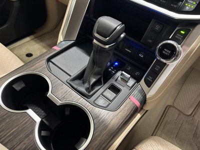 صورة مصغرة 25 لـ 2025 Toyota LAND CRUISER 300