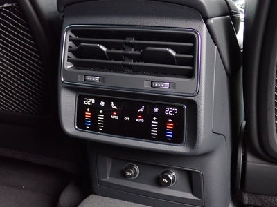 صورة مصغرة 40 لـ 2019 AUDI Q8