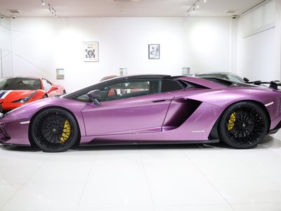 LAMBORGHINI AVENTADOR ROADSTER - 4