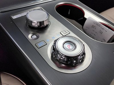 GENESIS GV80 - 9