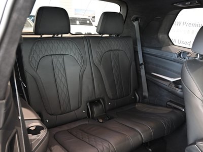 2021 BMW X7 — миниатюра 20