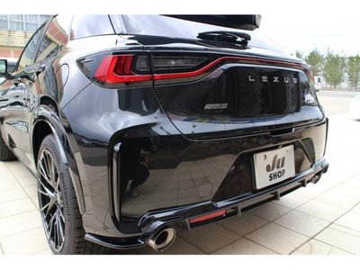 2025 Lexus LBX — миниатюра 21