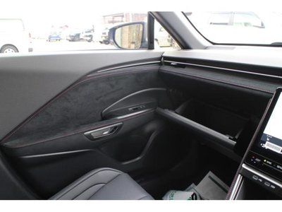 2025 Lexus LBX — миниатюра 46
