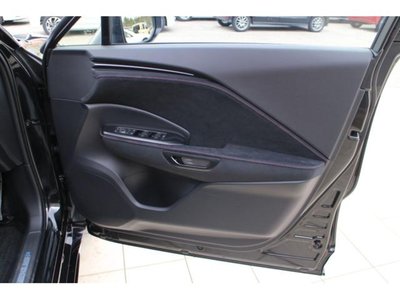 2025 Lexus LBX — миниатюра 53