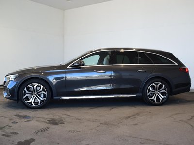 MERCEDES-BENZ E-CLASS - 2