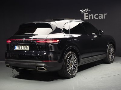 PORSCHE CAYENNE - 4