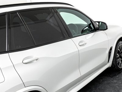2021 BMW X5 M 照片 24