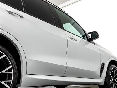 2021 BMW X5 M 照片 25