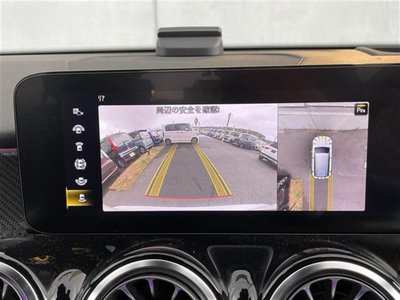 MERCEDES-BENZ GLB - 7