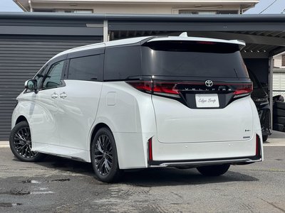TOYOTA VELLFIRE - 8