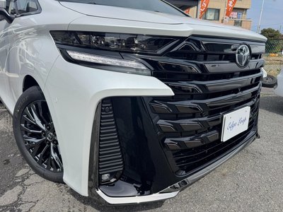 TOYOTA VELLFIRE - 4