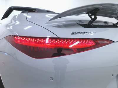 MERCEDES-BENZ SL - 5