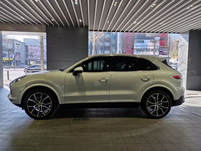 PORSCHE CAYENNE - 2