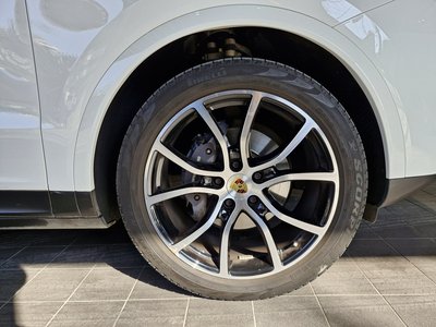 PORSCHE CAYENNE - 6