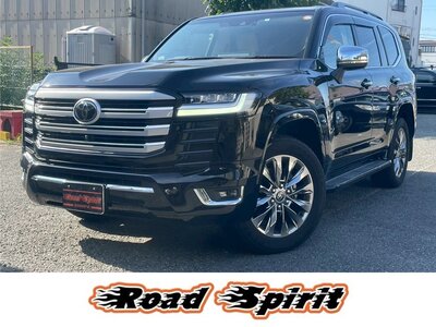 TOYOTA LAND CRUISER 300