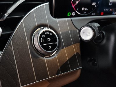 2025 Mercedes-BENZ E-CLASS 缩略图 30
