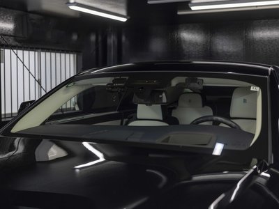 ROLLS-ROYCE SPECTRE - 3