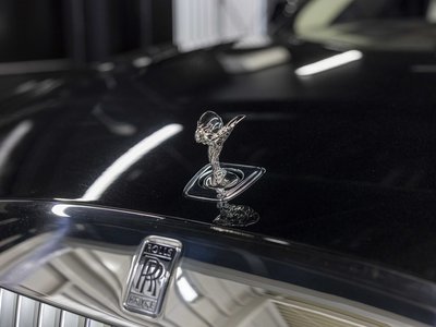 ROLLS-ROYCE SPECTRE - 7