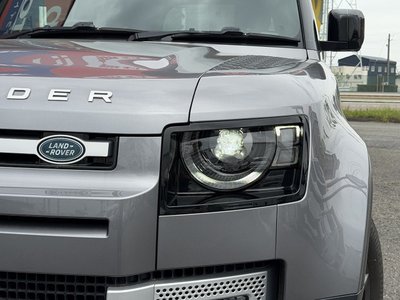 LAND ROVER DEFENDER - 4