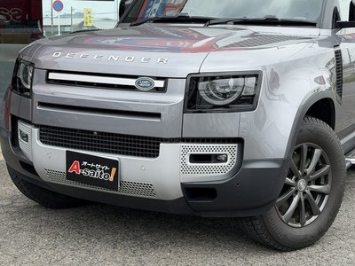 LAND ROVER DEFENDER - 3