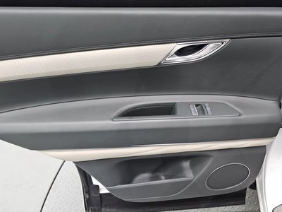 2024 Genesis GV80 — миниатюра 15