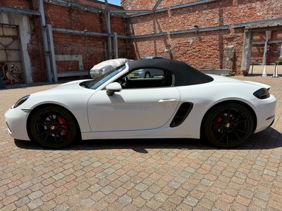 صورة مصغرة 63 لـ 2018 Porsche 718