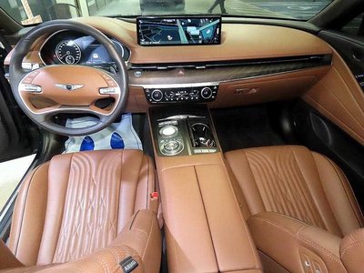 GENESIS G80 (RG3) - 10