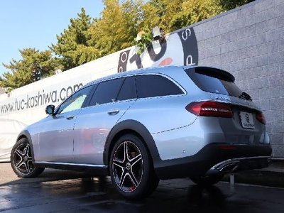 MERCEDES-BENZ E-CLASS - 3