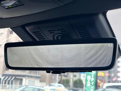 TOYOTA CROWN CROSSOVER - 4