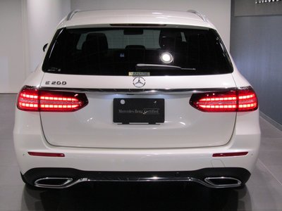 MERCEDES-BENZ E-CLASS - 4