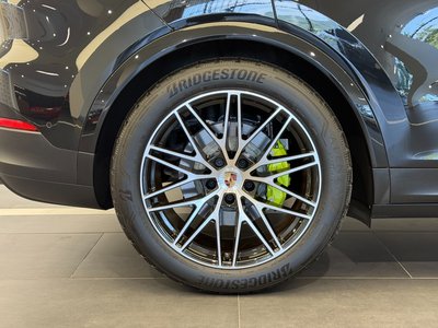 2025 Porsche CAYENNE 照片 5