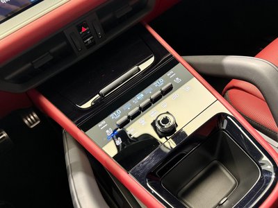 2025 Porsche CAYENNE 缩略图 19