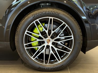 2025 Porsche CAYENNE 照片 7