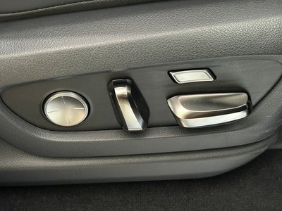 صورة مصغرة 32 لـ 2025 Lexus LX