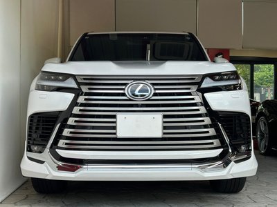 صورة 2 لـ 2025 Lexus LX