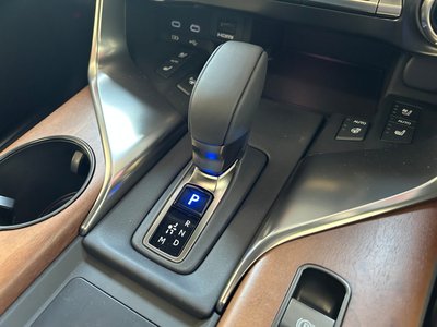 صورة مصغرة 18 لـ 2025 Lexus LX