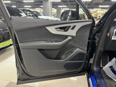 AUDI Q7 - 6