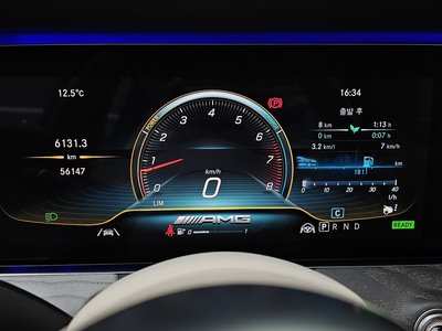 MERCEDES-BENZ GT AMG - 8