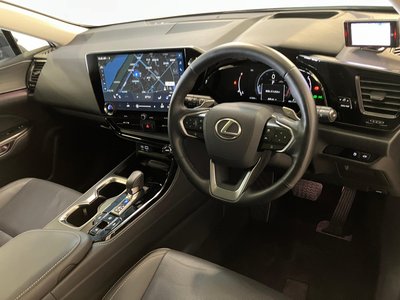 2023 Lexus NX — фото 4