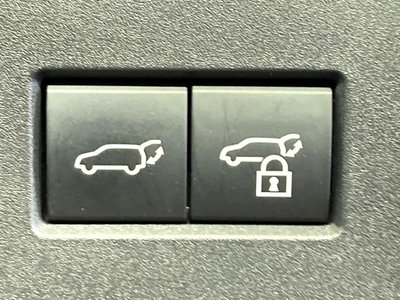 TOYOTA CROWN SPORT - 8