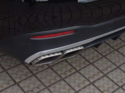 MERCEDES-BENZ GLS AMG - 10