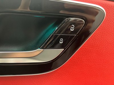 MERCEDES-BENZ GLC - 9